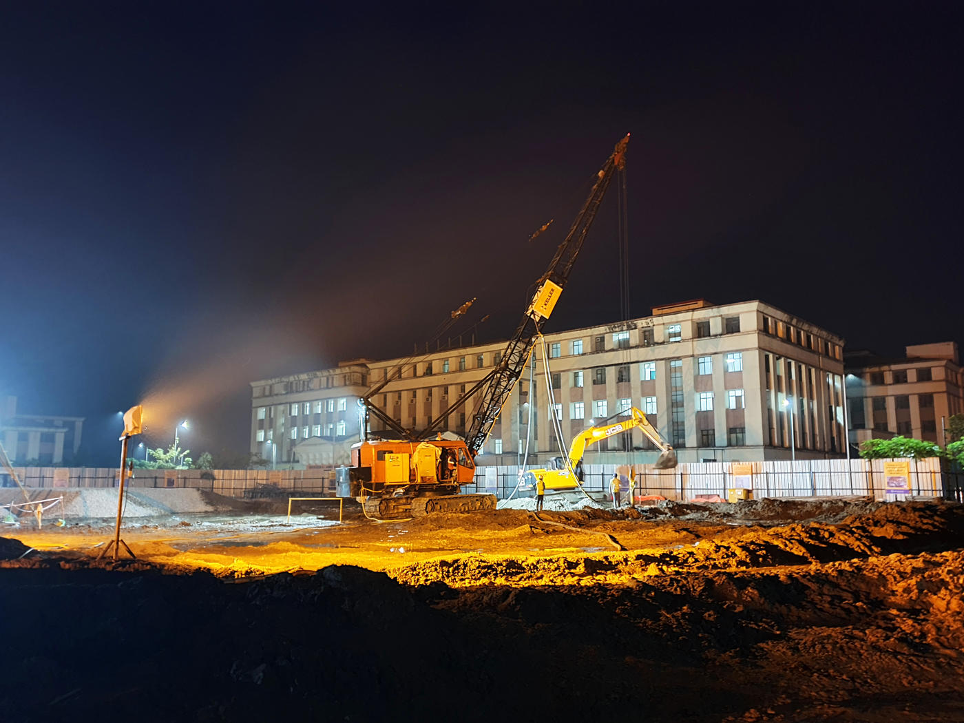 Construction for the institutional and public markets