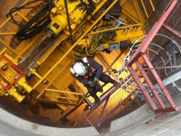 Keller compensation grouting a shaft